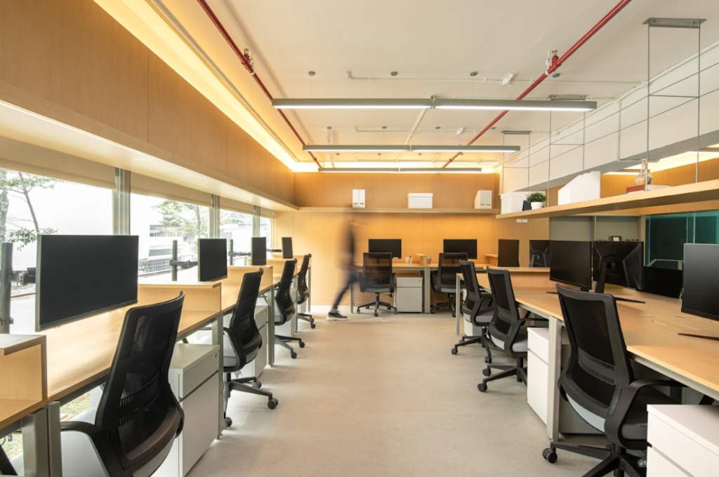 Kontraktor Interior Desain Kantor Nalagenetik